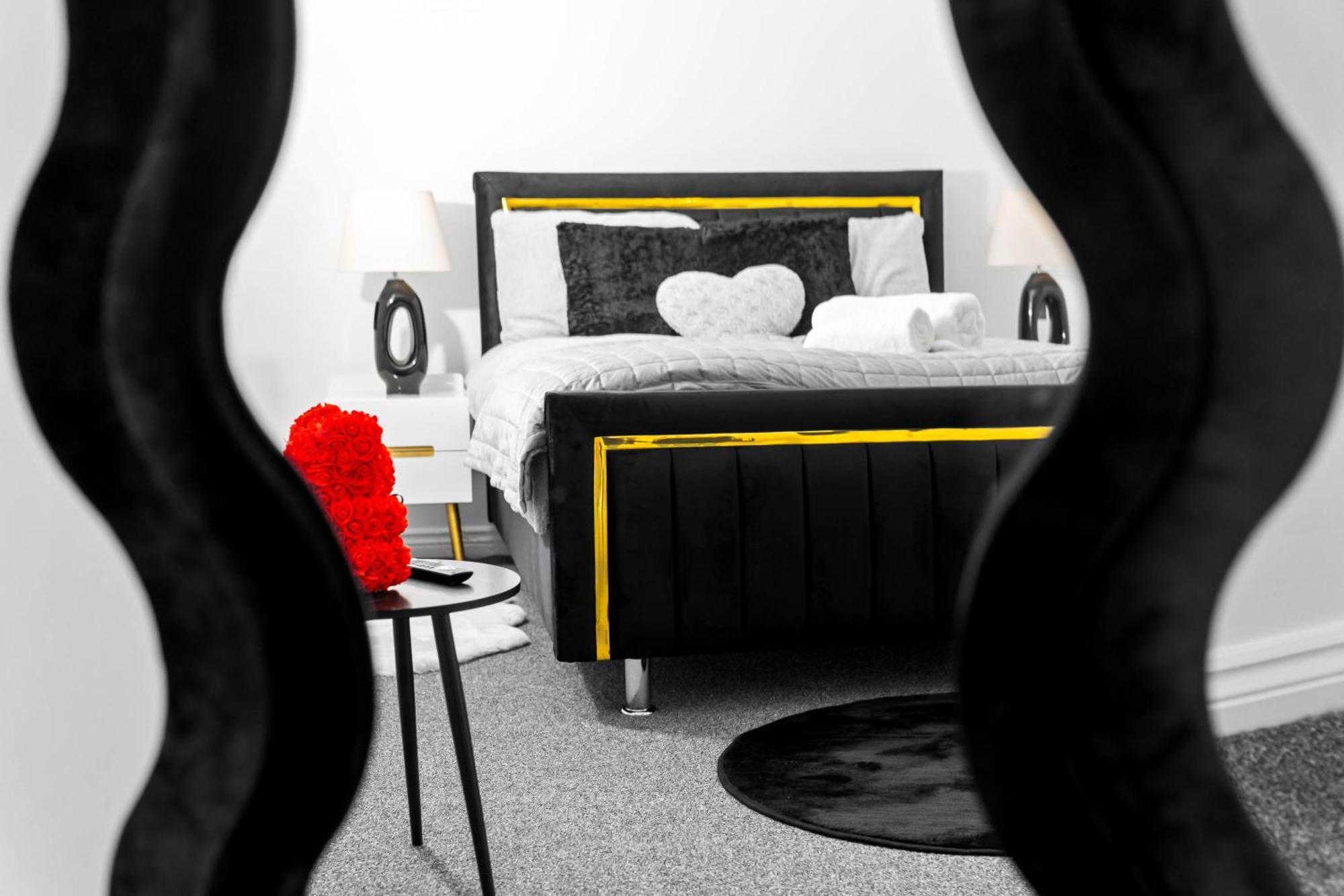 Harmony House 3 Bedroom New Build For Families, Contractors, Black Country Museum Sleeps 6 Тіптон Екстер'єр фото