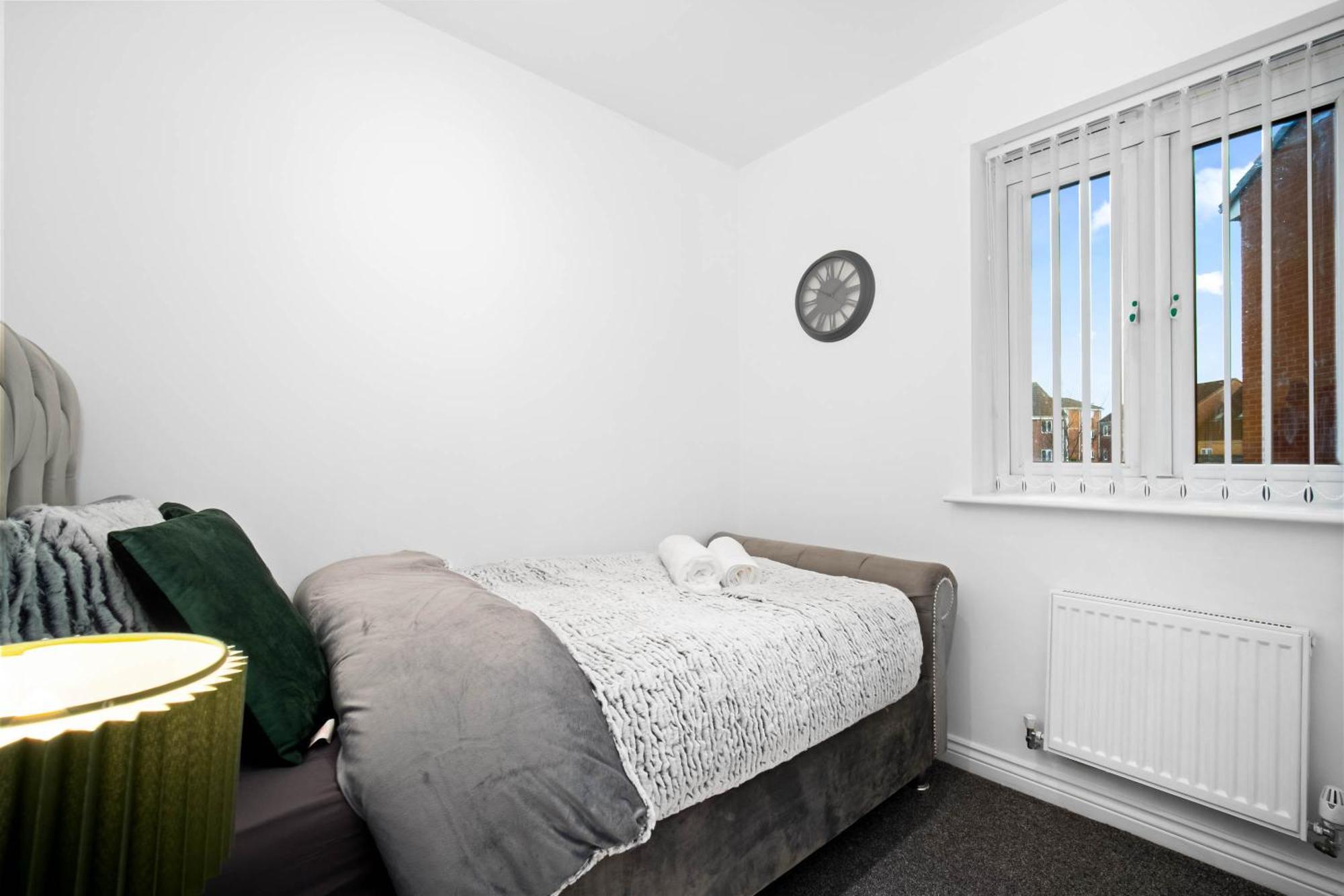 Harmony House 3 Bedroom New Build For Families, Contractors, Black Country Museum Sleeps 6 Тіптон Екстер'єр фото